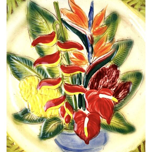 Kani Of Hawaii 10 Inch Plate Hand Made Floral Colorful Flowers Blues Red Yellow - Picture 2 of 10